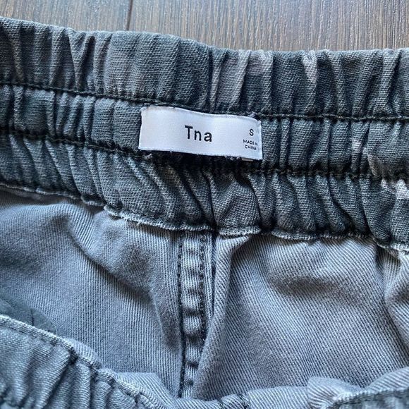ARITZIA TNA Camo Grey Mix Joggers - Picture 5 of 11
